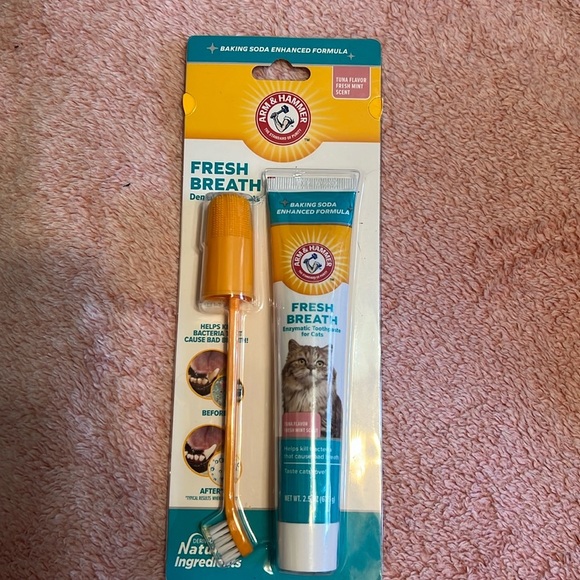 arm & hammer Other - Arm & Hammer cat tooth brush